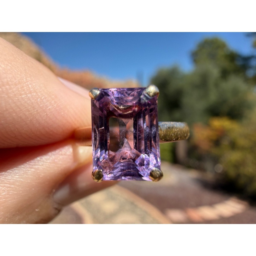 Vintage 14k Solid Yellow Gold Natural Emerald Cut Amethyst Ring - Size 4.75